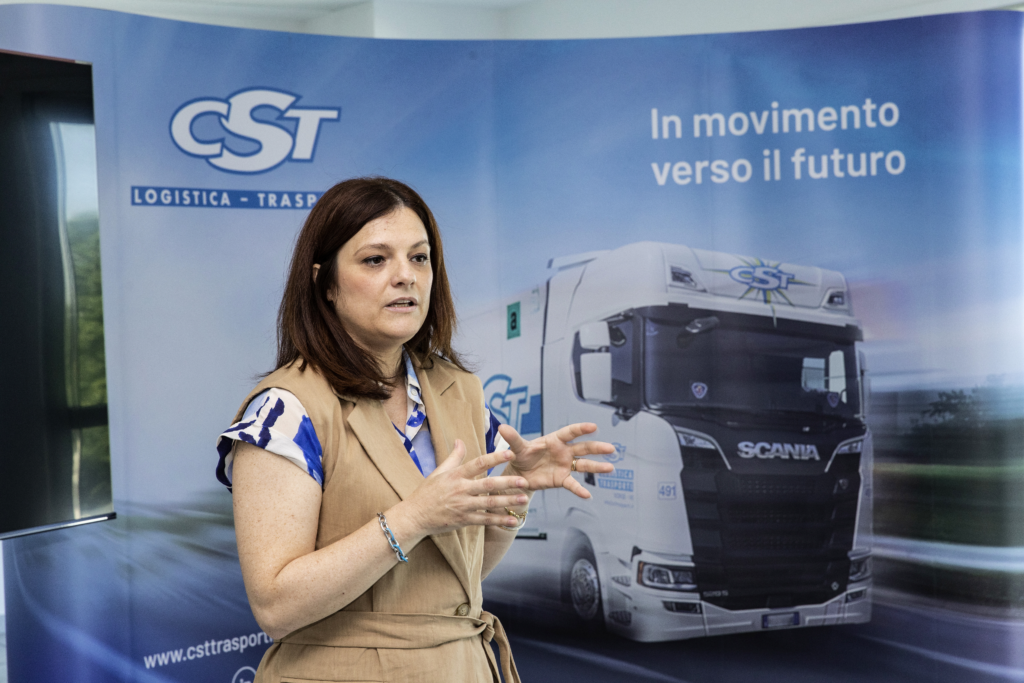 CST Scania Lisa Scarpa